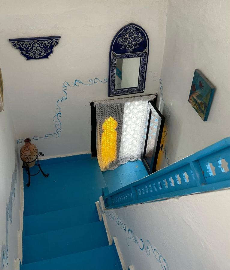 HATHOR ,Casa marroquí con dos terrazas en la Medina antigua , ideal parejas!! Asilah Exterior foto