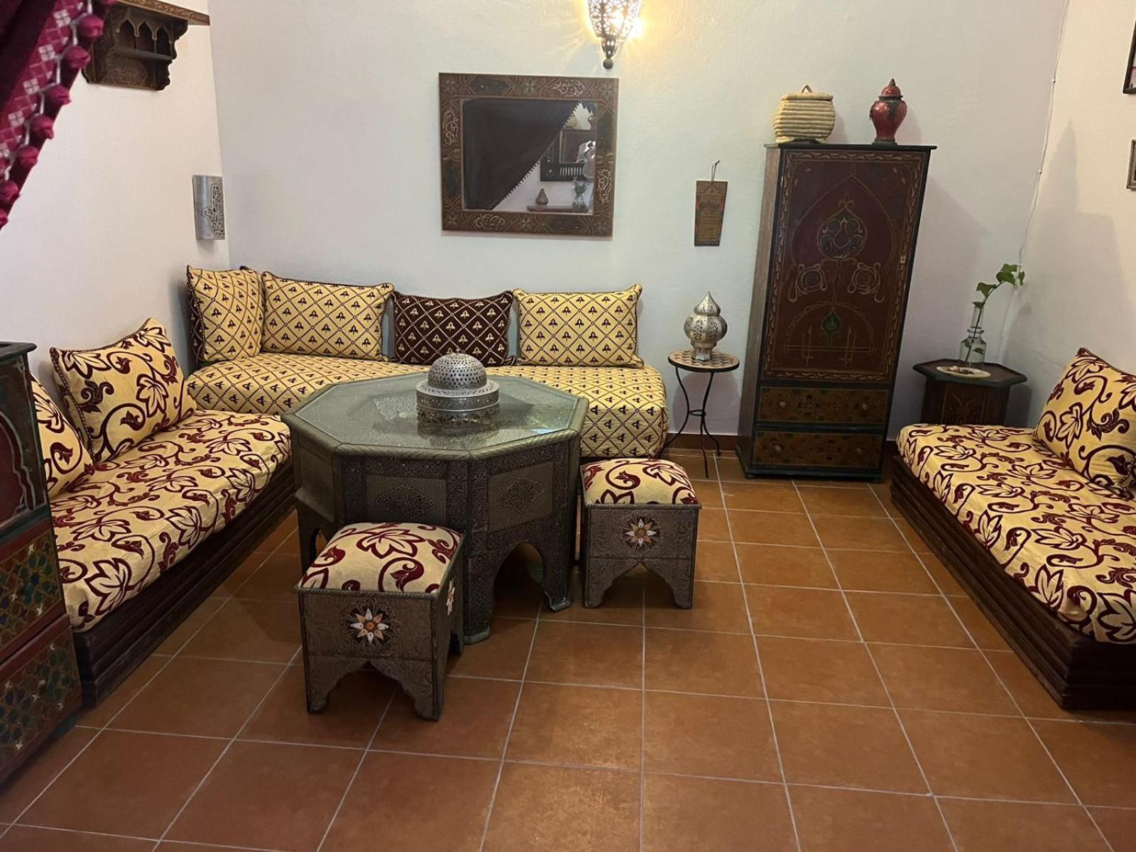 HATHOR ,Casa marroquí con dos terrazas en la Medina antigua , ideal parejas!! Asilah Exterior foto